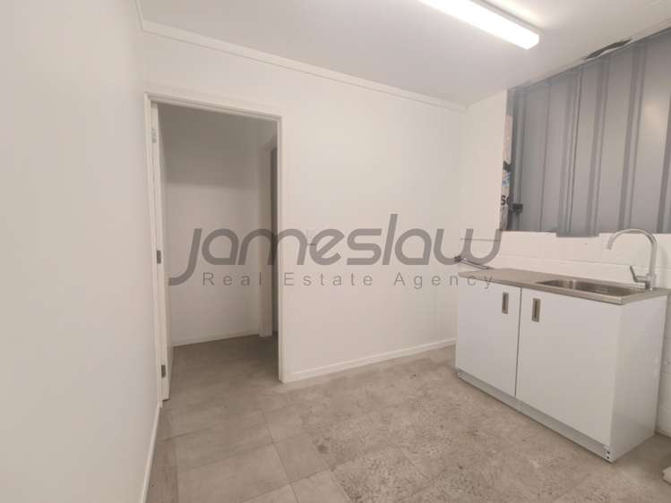 Unit E&F/3 McGee Street Otahuhu_9