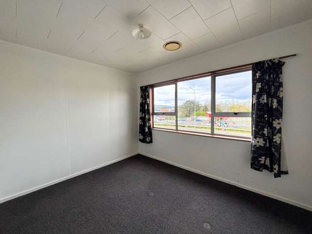 6/310 Western Hills Drive Avenues_2