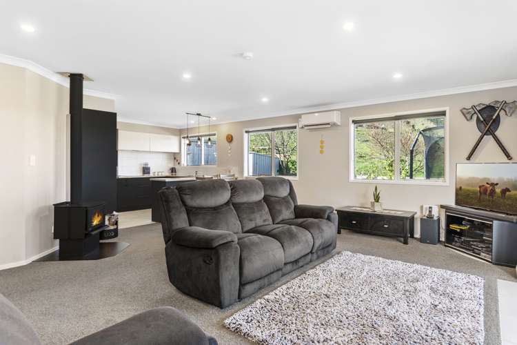 240 Ballintoy Park Drive Welcome Bay_6