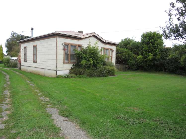 7 Johnston Street Foxton_9