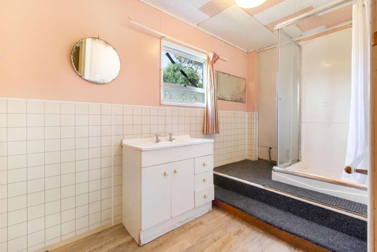 5 Blake Street Surfdale_26