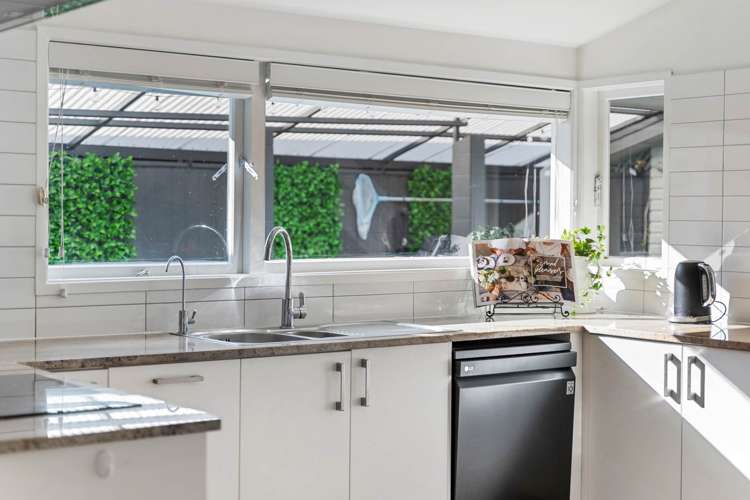 11 Janet Street Sunnyhills_5