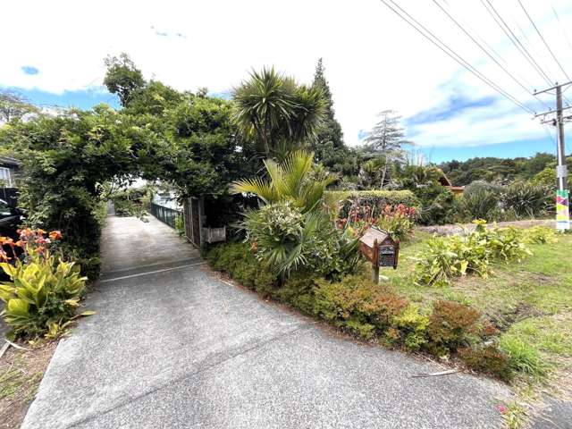 16 Kauri Point Road Laingholm_1