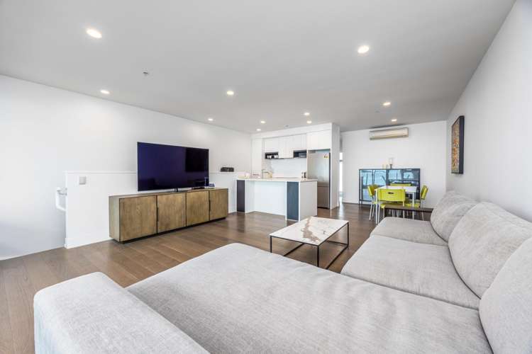 1510/2 Beach Road Auckland Central_8