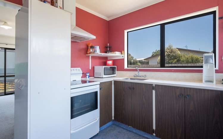 2/116 Parkers Road Tahunanui_7