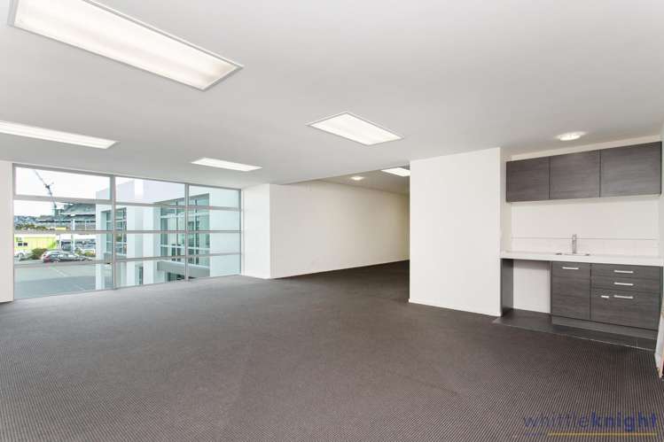 10/211 Ferry Road Waltham_3