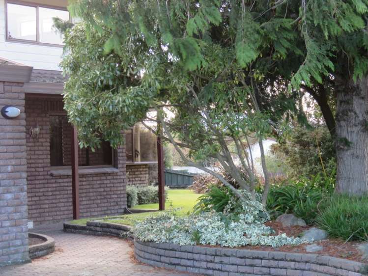 8 Hillcrest Avenue Witherlea_12