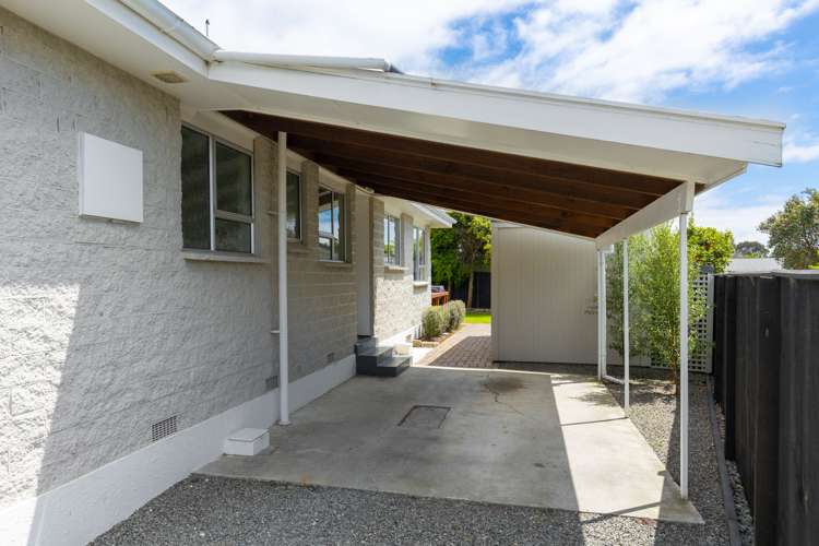 5 Newbourne Crescent Redwoodtown_16