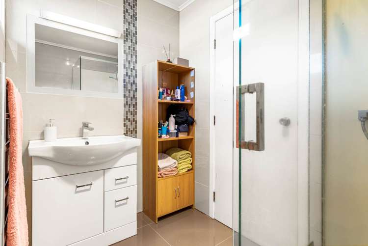2/3 Price Crescent Mount Wellington_10