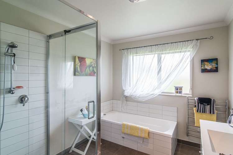 21 Ludlam Way Otaki_13