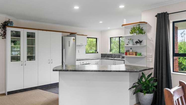 9 Fitzroy Place Tikitere_7