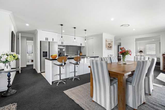 Vendor is packing - Act Now!