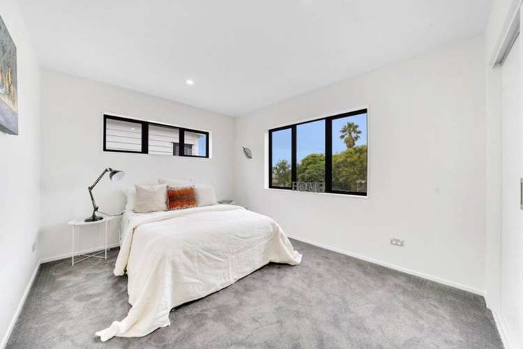 115b Russell Road_5