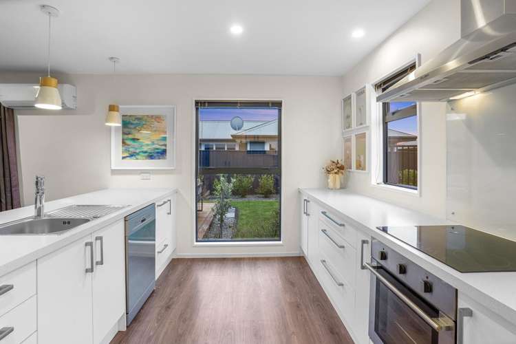 55 Sequoia Way_3