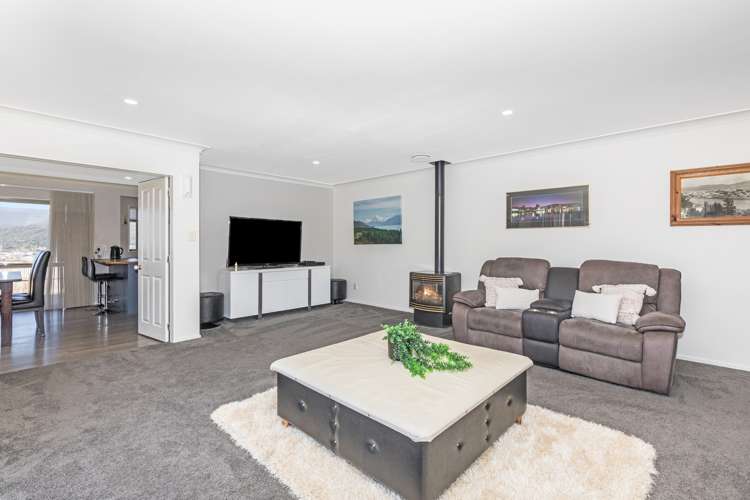 1 Birkinshaw Grove Riverstone Terraces_11