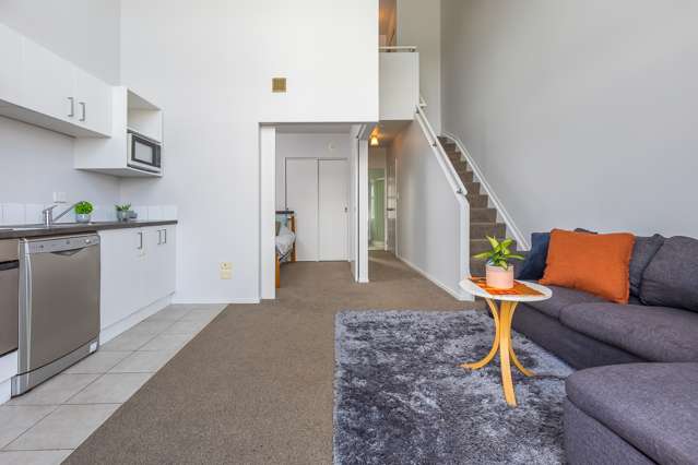 411/10 Flower Street Eden Terrace_4