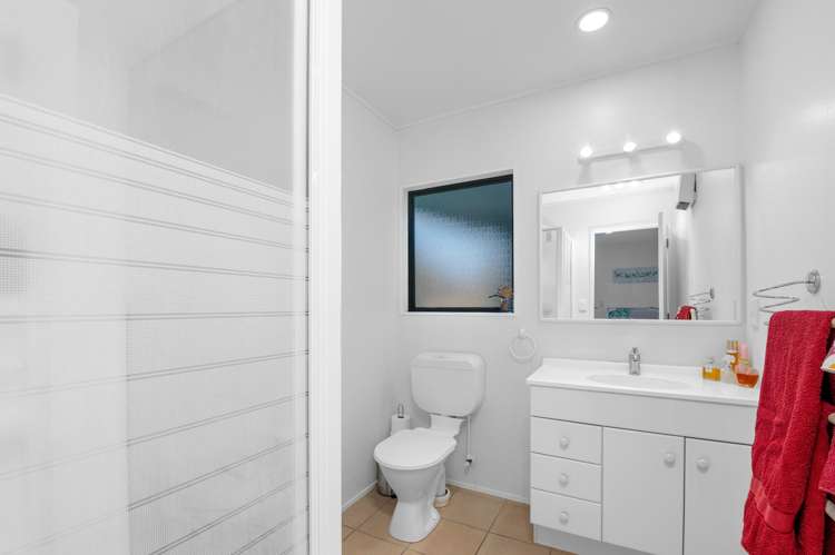 11 Kahurangi Drive Lynmore_10