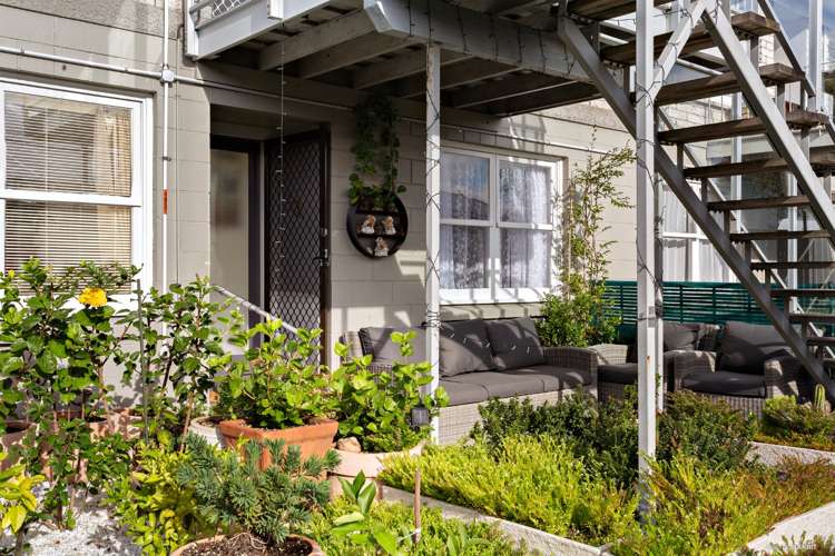 11/16 Queens Parade Devonport_3