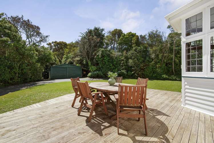 16 Onehuka Road Tirohanga_13