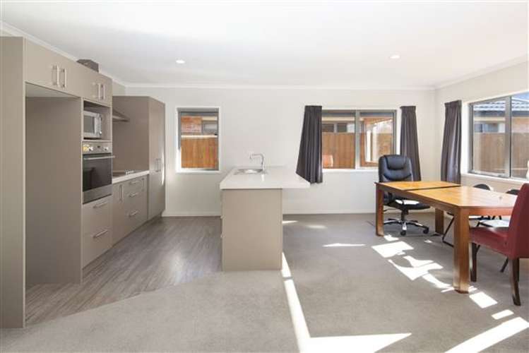 6 Kittyhawk Avenue Wigram_4