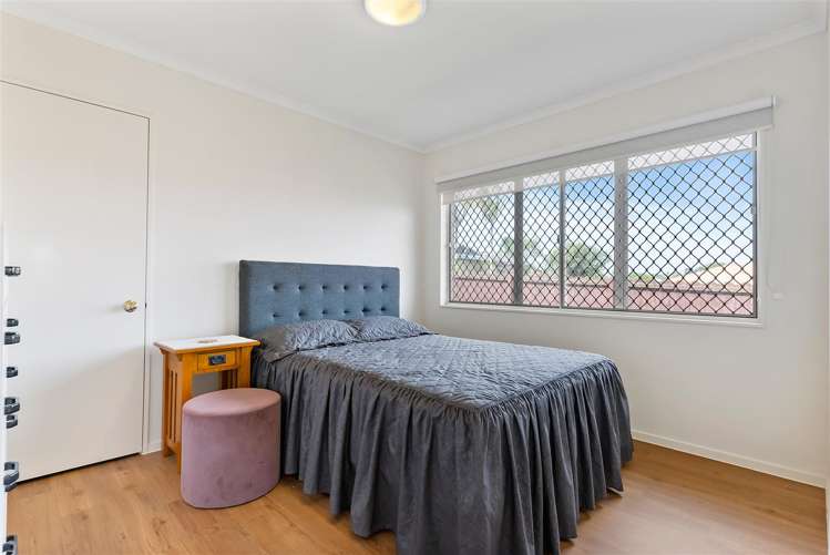 26 Medvale Avenue Flat Bush_10