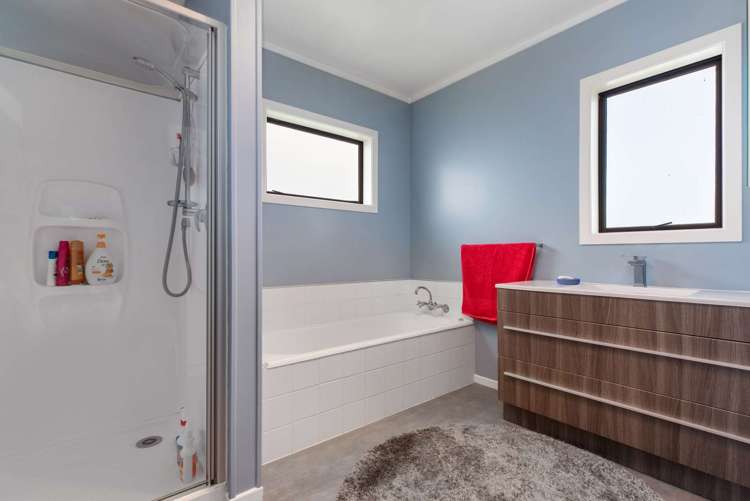 1/13 Hill Crescent Papakura_12