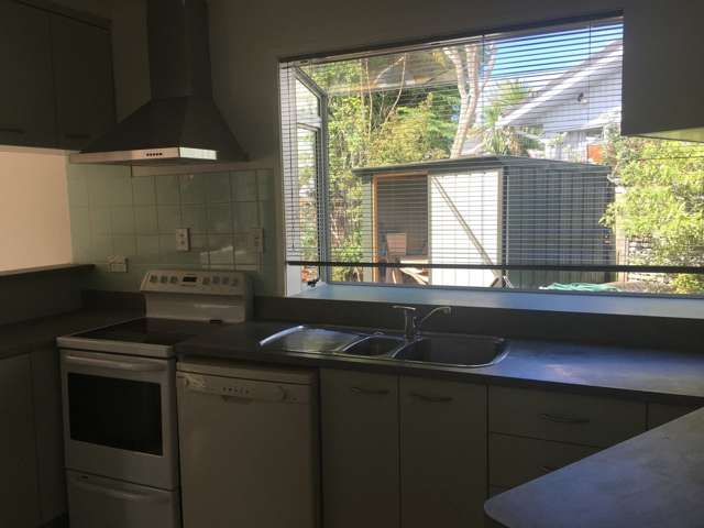 155 Eskdale Road Birkdale_4