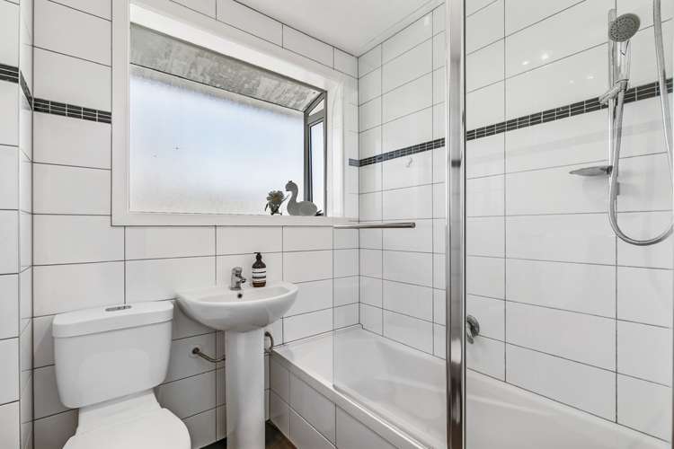 87 Aranui Road Mount Wellington_11