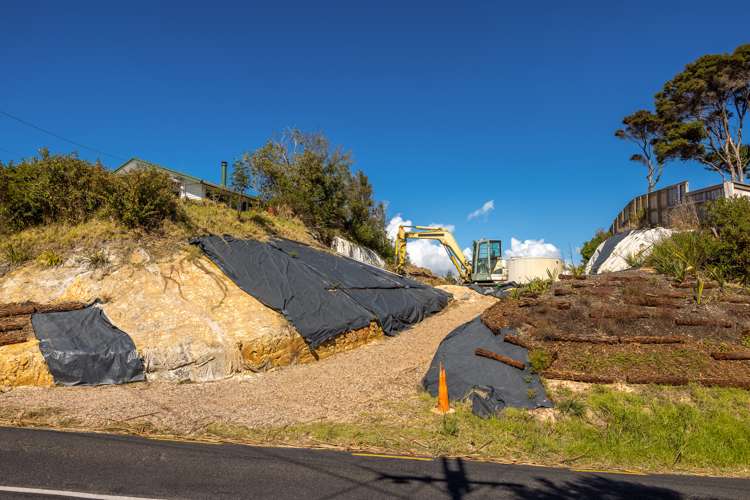 82 Queens Drive Oneroa_13