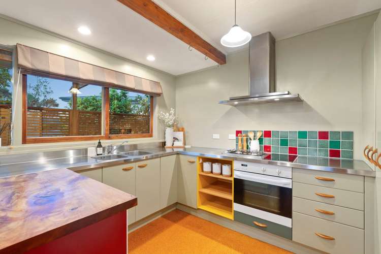 20 Oruamo Place Beach Haven_13