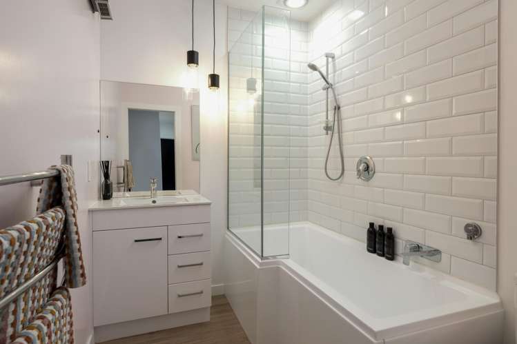 104 New Renwick Road Burleigh_17