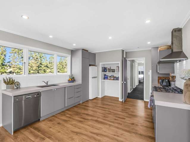 5 Eastwick Lane Eyrewell_2