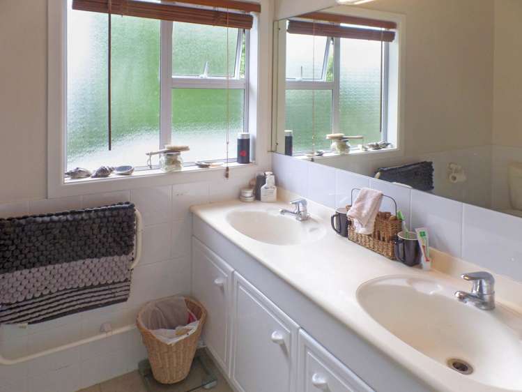 31 Creamer Avenue Belmont_9