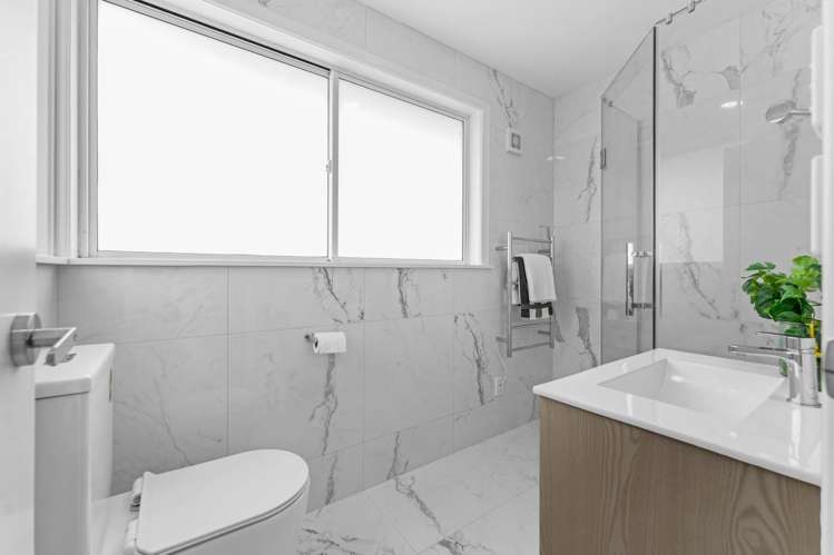 9 McDonald Crescent Mt Wellington_13