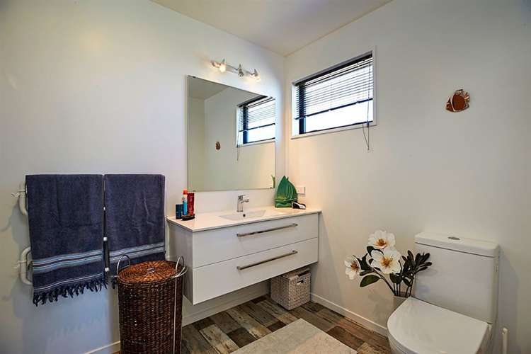 132 South Bay Parade Kaikoura_10