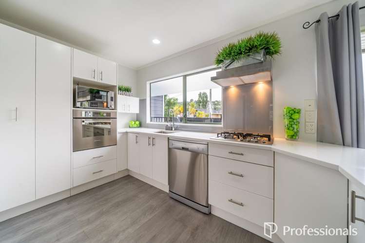 10 Cottle Heath Close Manor Park_1