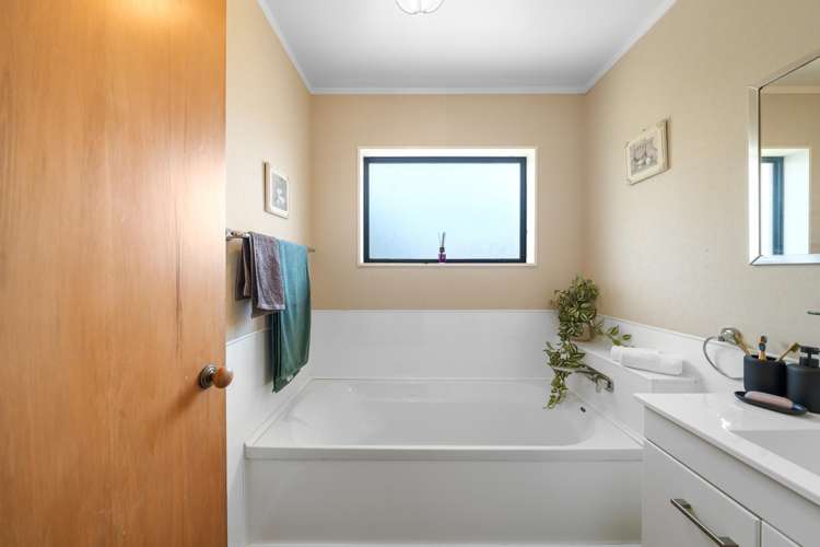 5 Whakapaki Street Urenui_18