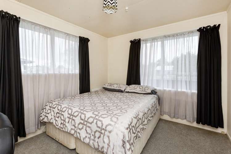 52 Robinson Crescent Tamatea_7