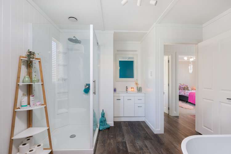 290 Delta Lake Heights Renwick_14