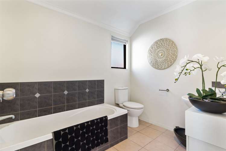 6 Leixlep Lane East Tamaki_7