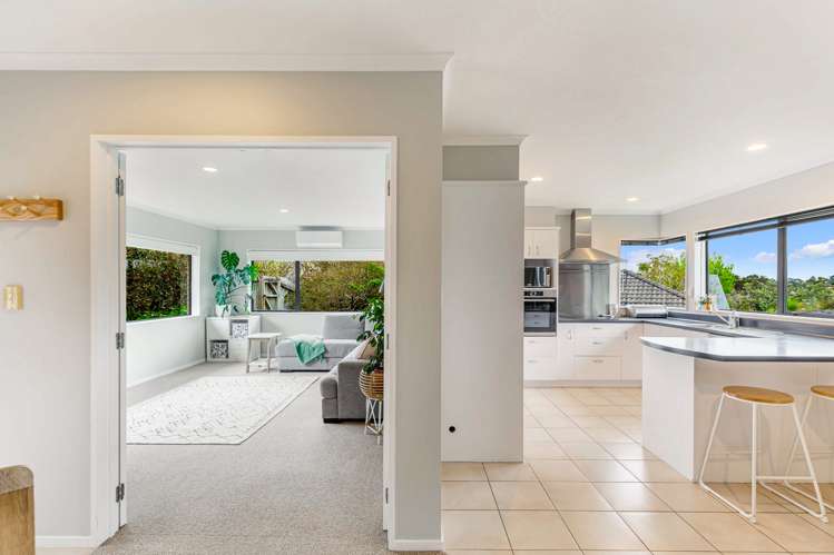 56 Rivervale Grove Stanmore Bay_6