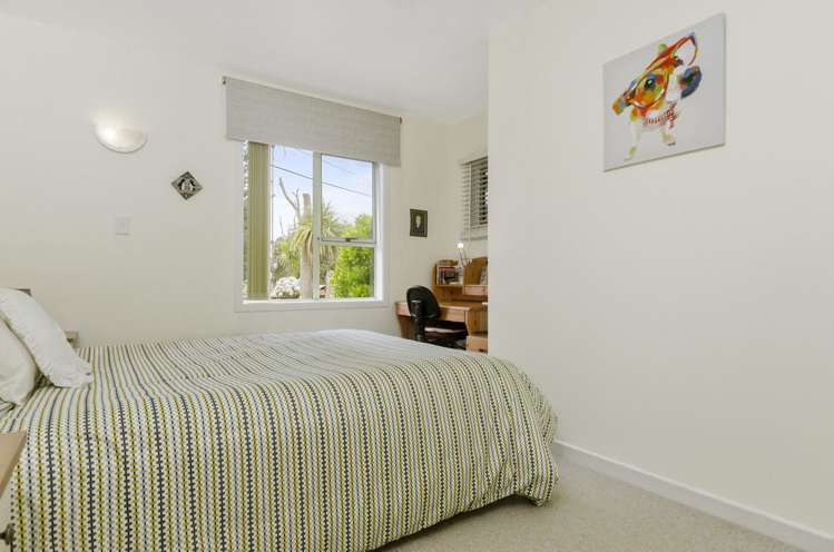 8 River Road Te Atatu Peninsula_9