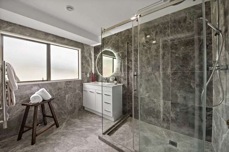 31 Rapallo Place Farm Cove_9