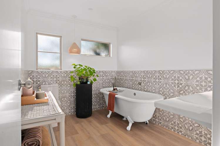 29 Huntington Drive Huntington_24