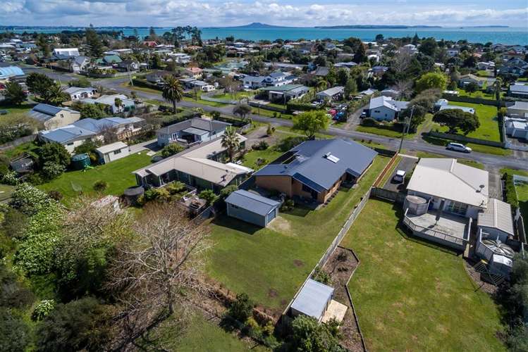 71 Third View Avenue Beachlands_28