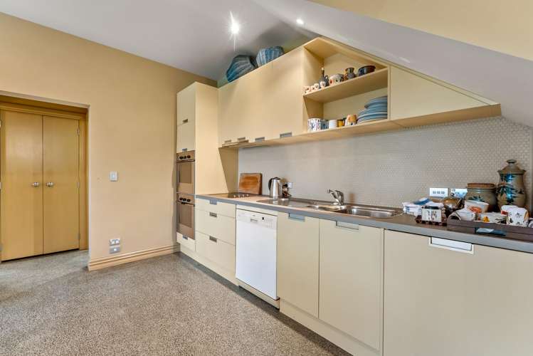 744 Waitakere Road Kumeu_10