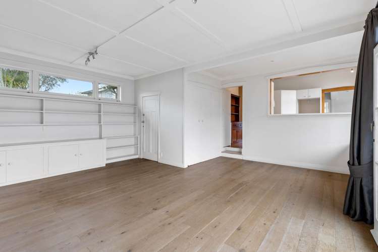 80 The Drive Epsom_5