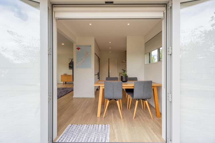 83 Teesdale Street Burnside_16