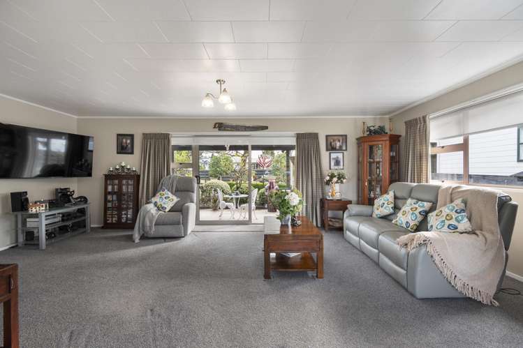 347 Kimbolton Road_5