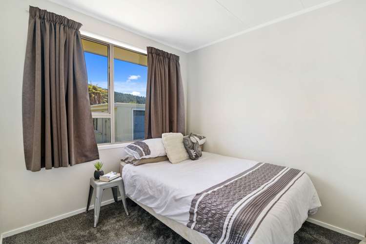 8 Luke Place Fairy Springs_9